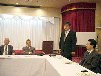 06.jpg